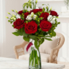 Strauß mit 9 Rosen und weißem Lisianthus